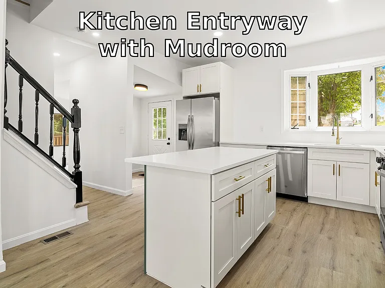 5201 Kenwood Ave — Photo 3