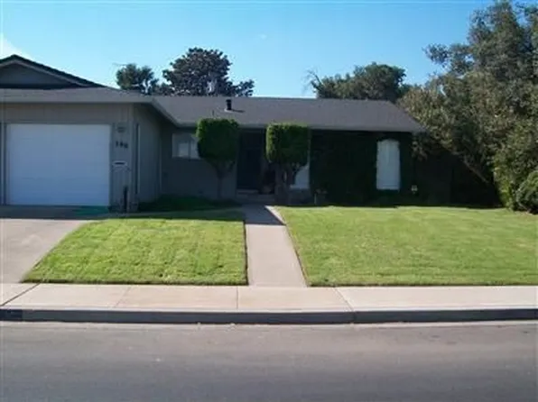 580 N Oak Ave, Oakdale, CA 95361