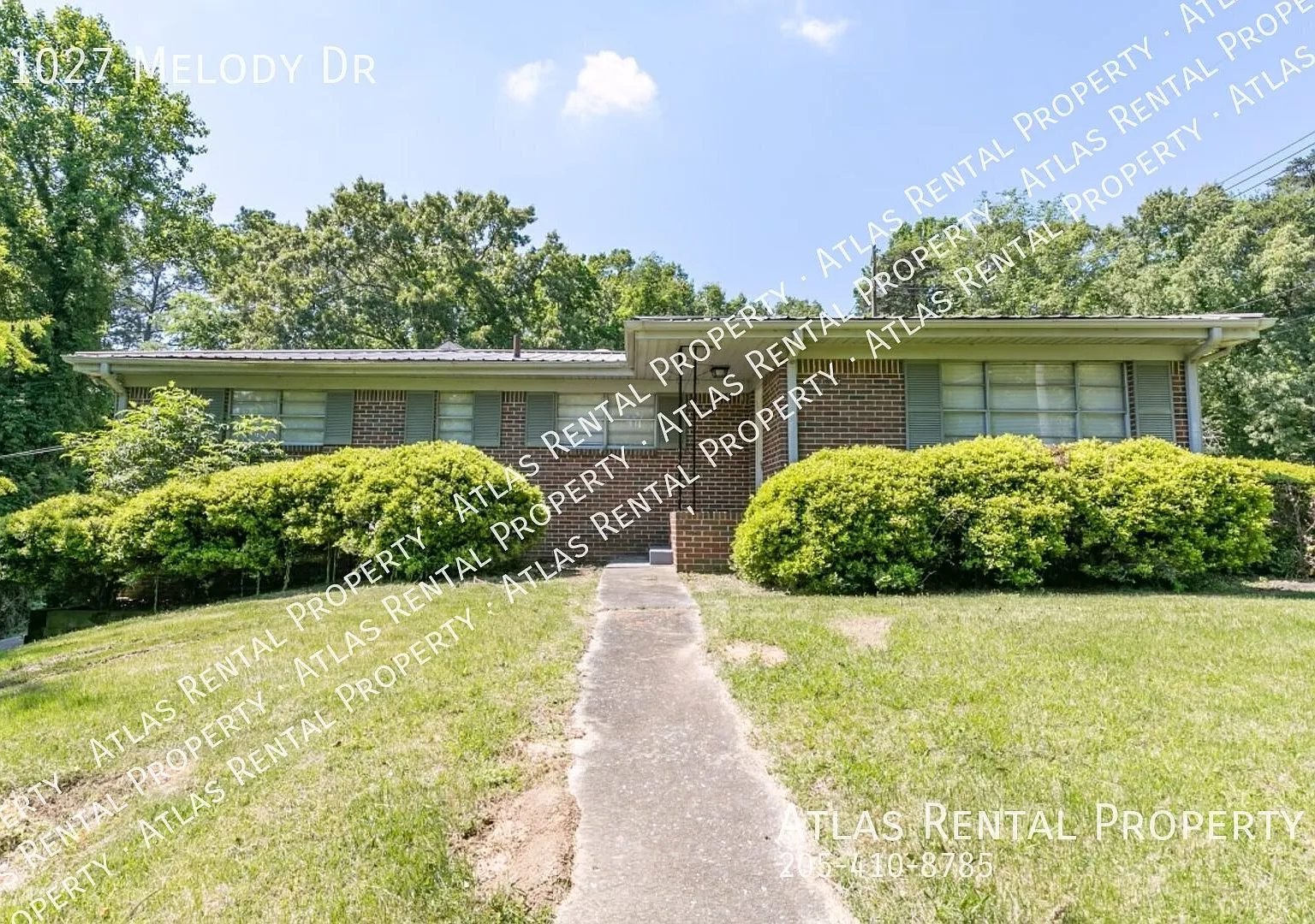 Move-In Ready 3BR Home with Finished Basement & 2-Car Garage! — Photo 1