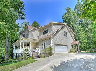 89 Jupiter Hills Dr, Weaverville, NC 28787