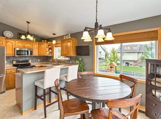 5104 S Mayo Ave, Sioux Falls, SD 57106