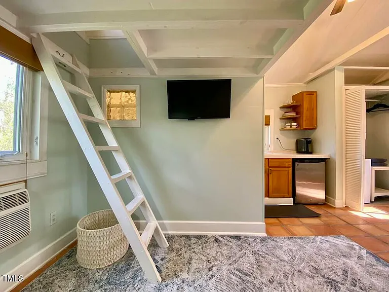 1008 Starlight Dr #B — Photo 12