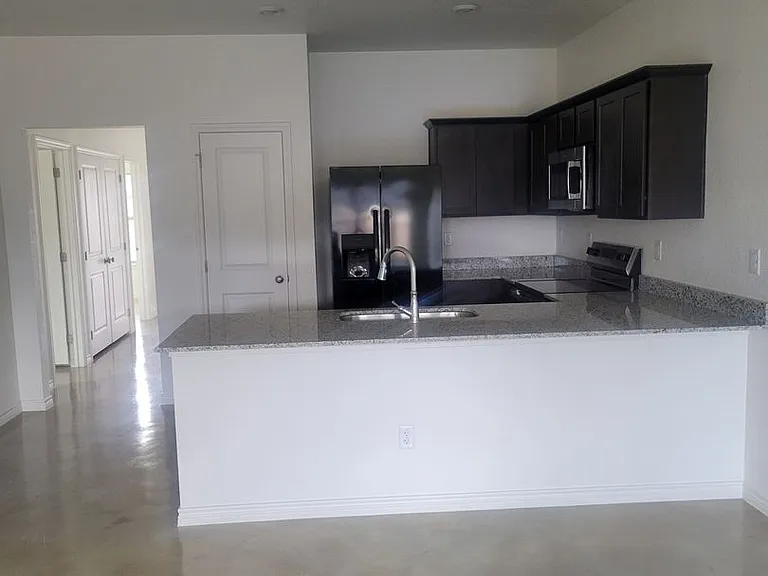 1265 Lehmann Dr #B — Photo 3
