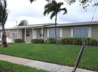 126 N 12th Pl, Lantana, FL 33462