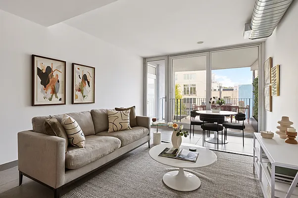 Living room, photo 2