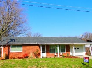 707 Weyland Rd, Boonville, MO 65233