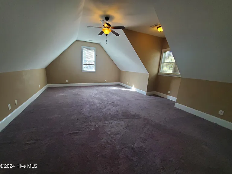 3008 Taberna Dr — Photo 25