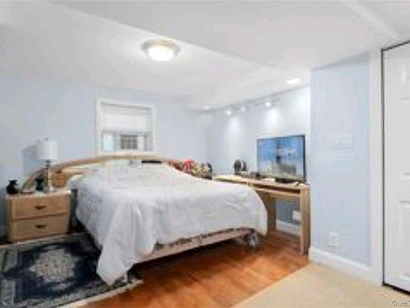 4th image of 836 Revere Avenue