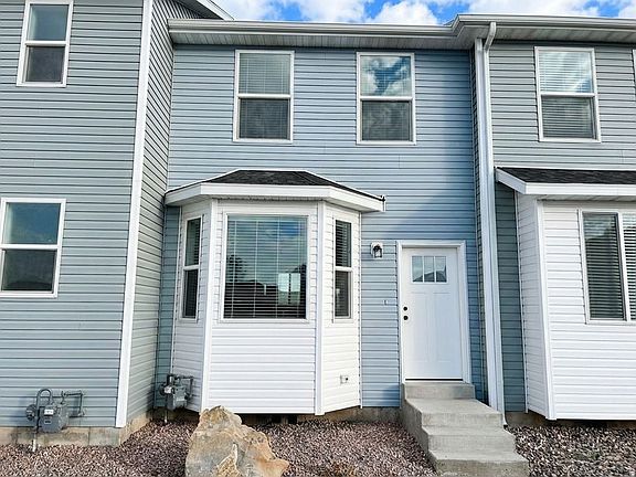 2nd image of 526 W 2000 S