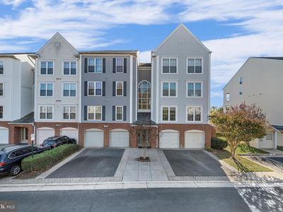 275 S Pickett St APT 102, Alexandria, VA, 22304