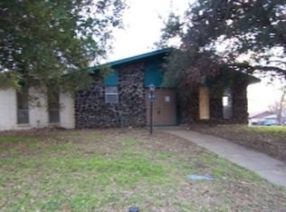 2800 Gene Ln, Arlington, TX 76010