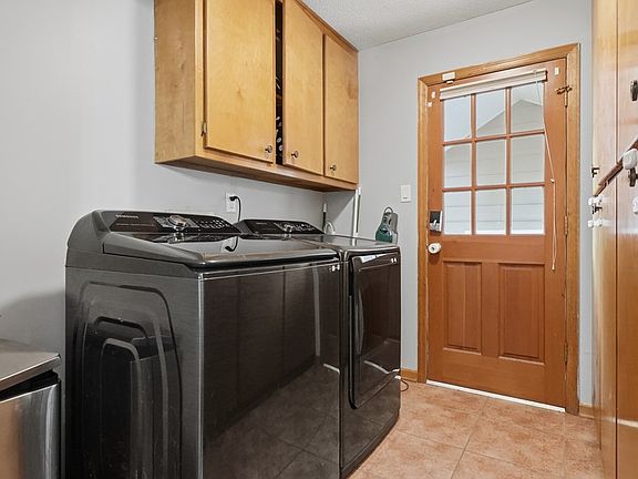 29th image of this home