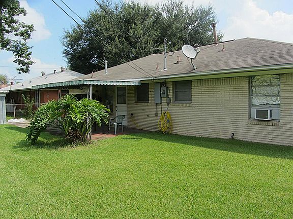4th image of 1412 Marguerite Ln