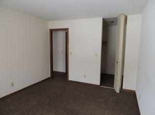 1222-1226, Waukesha, WI 53186