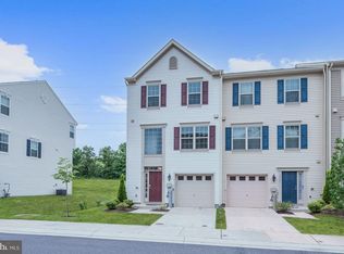 9941 Ravenhurst Rd, Middle River, MD 21220