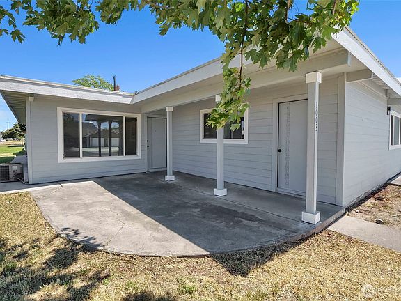 2nd image of 1003 S Evergreen Drive