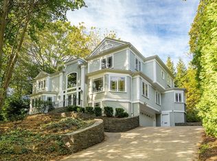 66 Mason Ter, Brookline, MA 02446