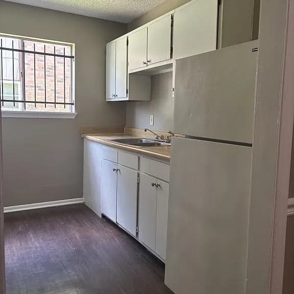 8212 Stern Ave #C — Photo 8