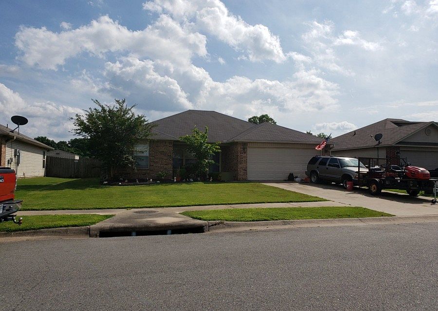 1st image of 12104 Amaranth Dr