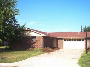 2724 S Charles Dr, El Reno, OK 73036