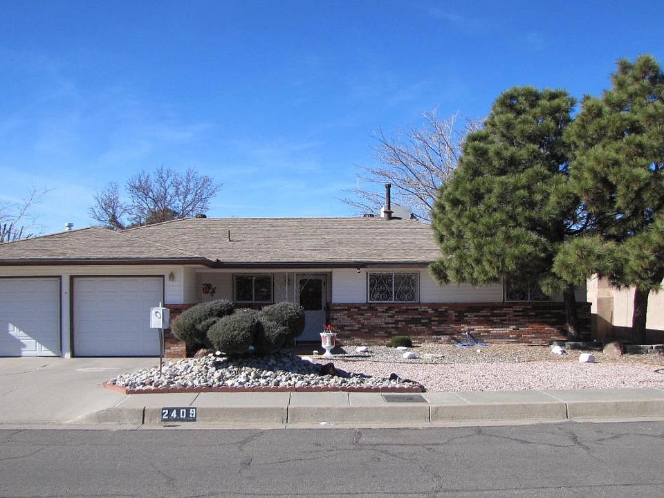 1st image of 2409 Sandler Dr NE