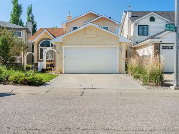 113 N Sierra Vista Ter SW, Calgary, AB T3H 3C4