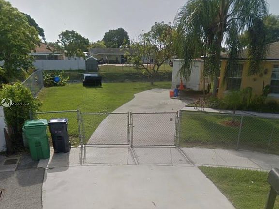 2nd image of 12650 SW 190th St #12650