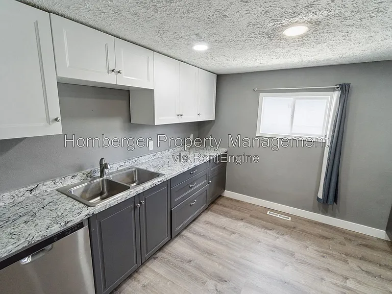 2702 W Boone Ave — Photo 3