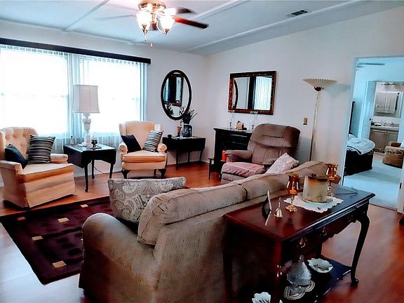 2nd image of 2655 Einwood Dr