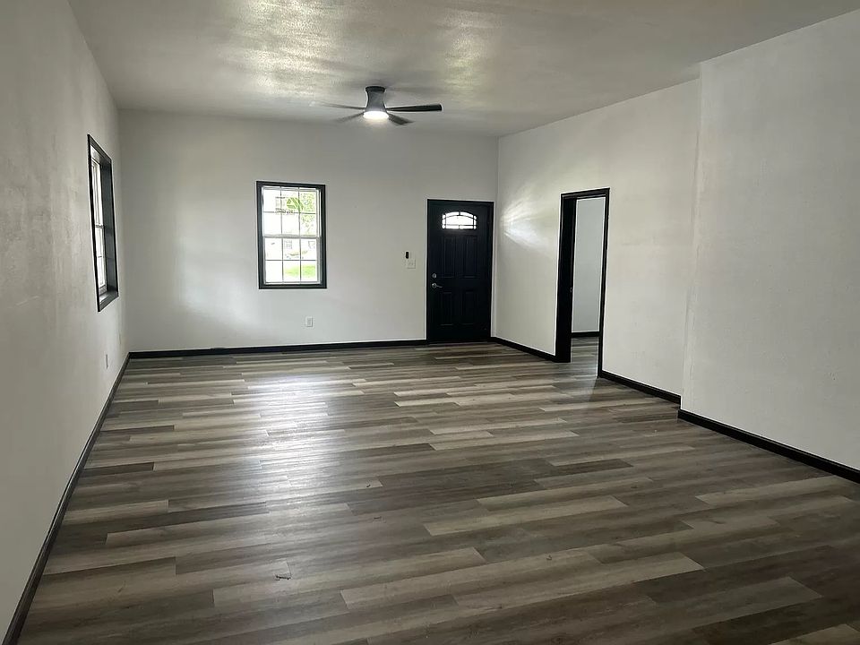 1st image of 875 Washington Blvd