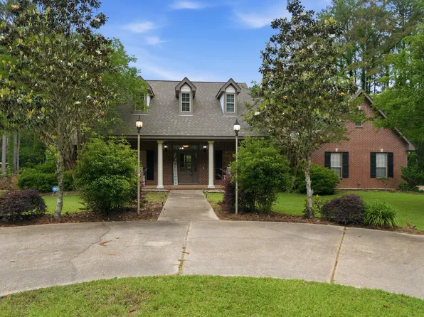 130 Cambrooke, Hattiesburg, MS 39402