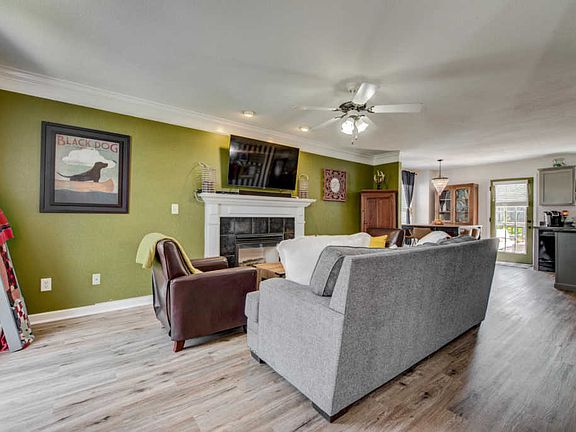 5th image of 7204 Olive Branch Ln