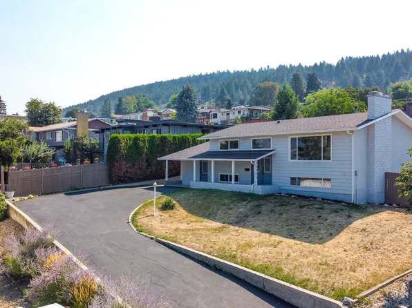 11429 Priest Valley Dr, Coldstream, BC V1B 1B4