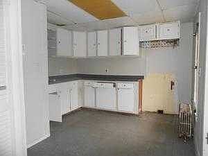 Kitchen U: 1