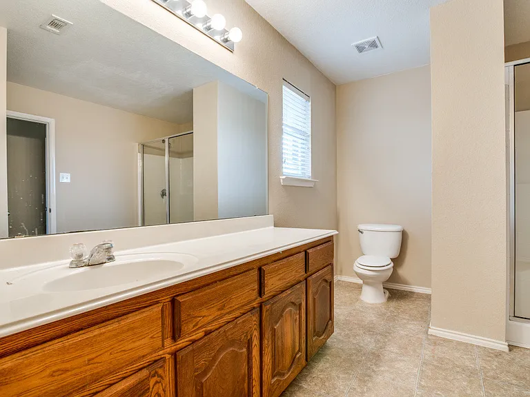 2725 Marsha Ln — Photo 15