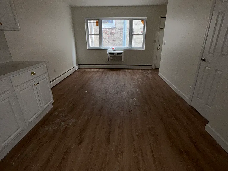 140 71st St #8 — Photo 2