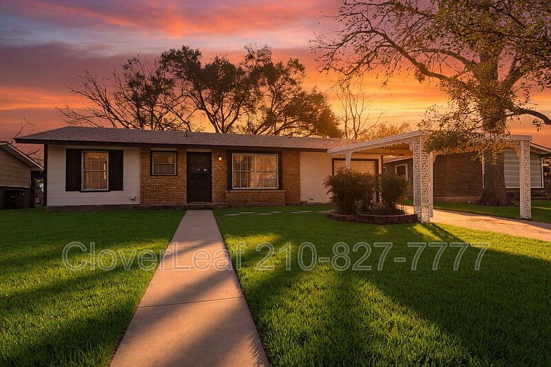 1st image of 1006 Sumner Dr
