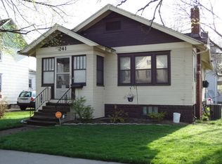 241 Hammond Ave, Waterloo, IA 50702