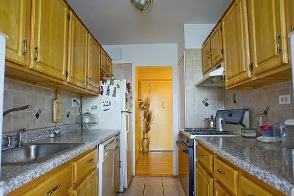 Sold by Fillmore | media 16