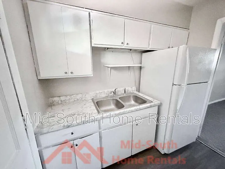 25 N Idlewild St #10 — Photo 6