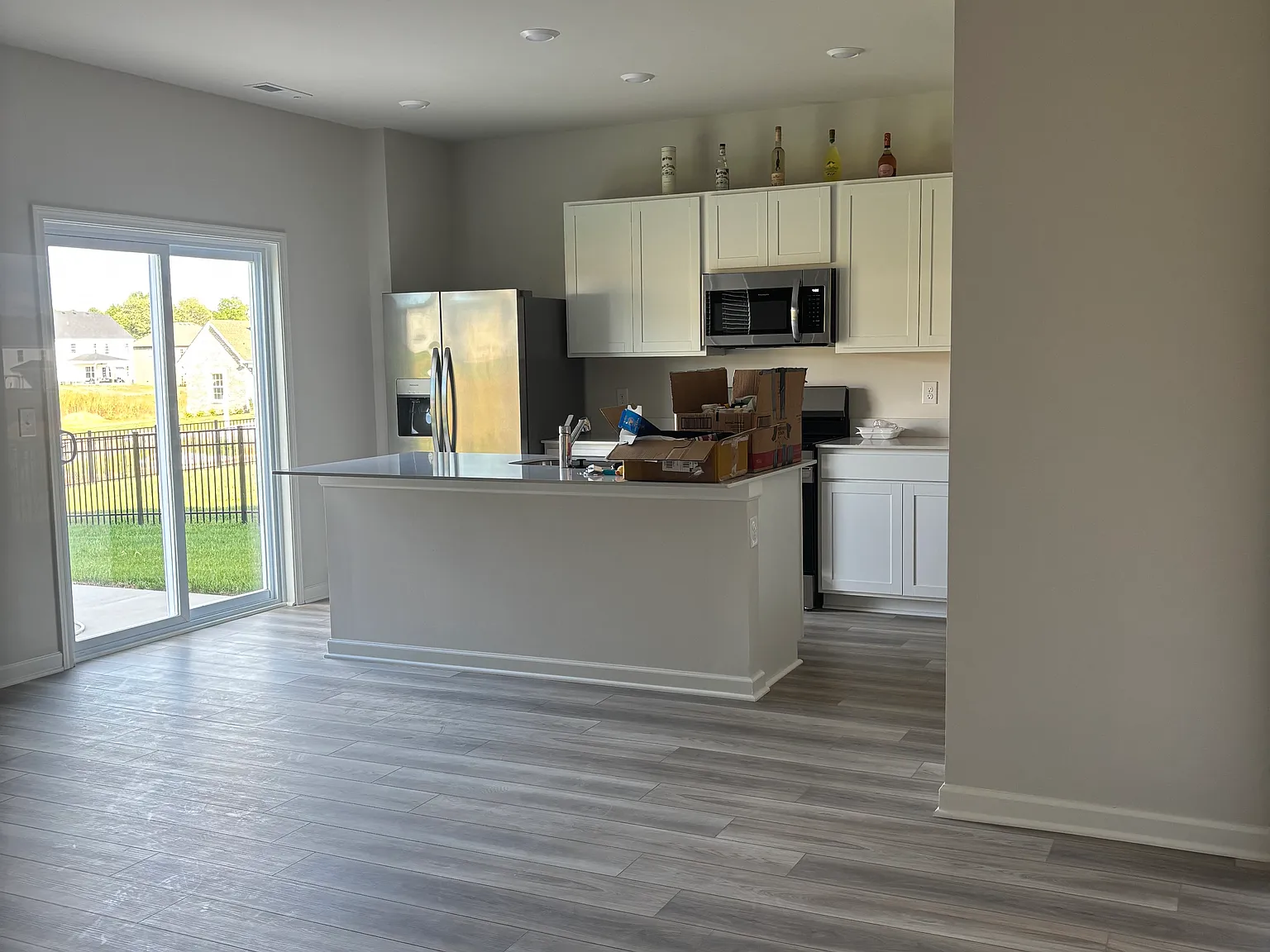 827 Moray Ln — Photo 4