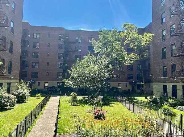 4523 Broadway APT 5F, New York, NY 10040