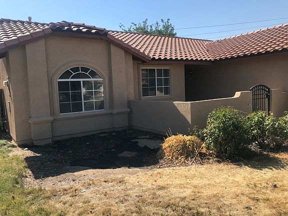 2nd image of 12815 Via Posada Way