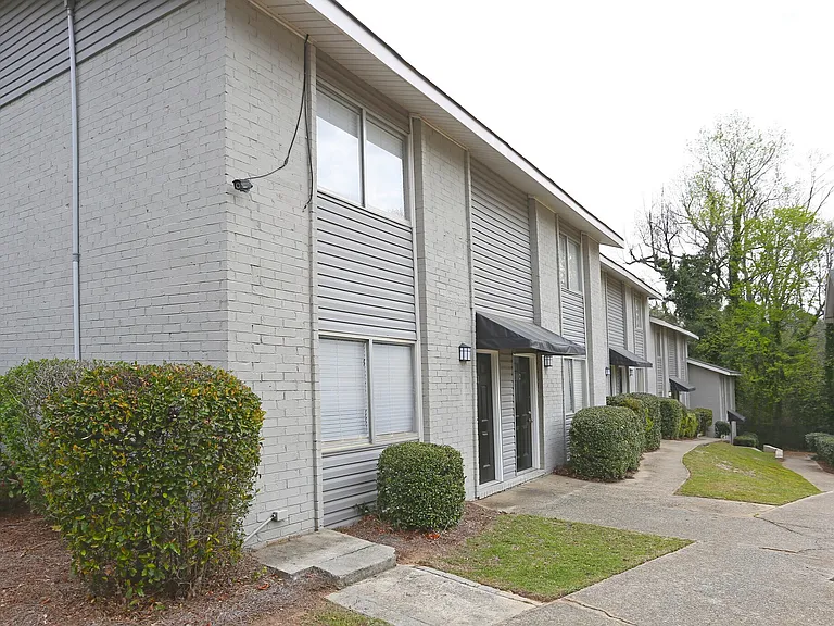 Ingleside Terrace — Photo 26
