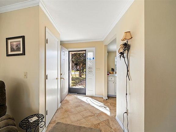 5th image of 1626 Willow Run