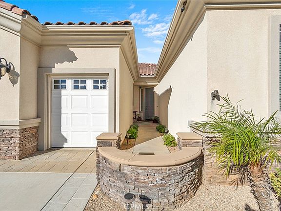 5th image of 930 Gleneagles Rd