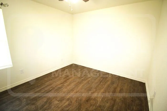 907 Lasso Dr #A — Photo 17