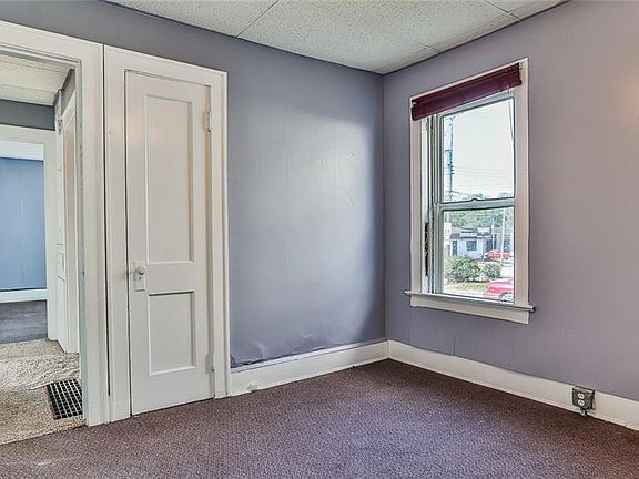 4th image of 2505 Triplett Blvd