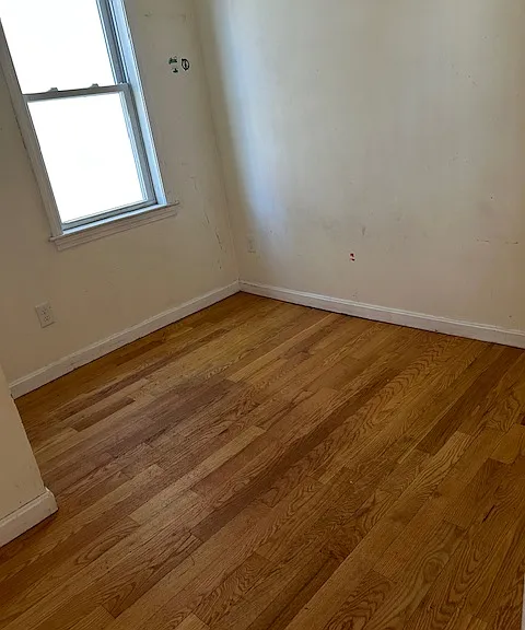 89 4th Ave — Photo 7