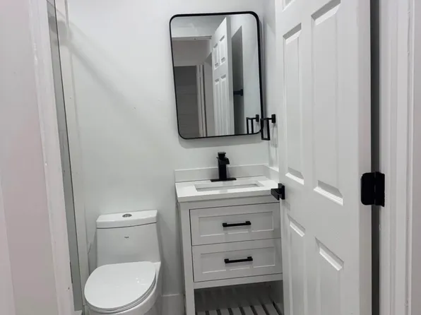 5480 16th Pl SW APT 207, Naples, FL 34116